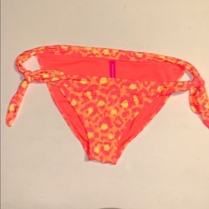 Victoria Secrets, size L, bikini bottoms